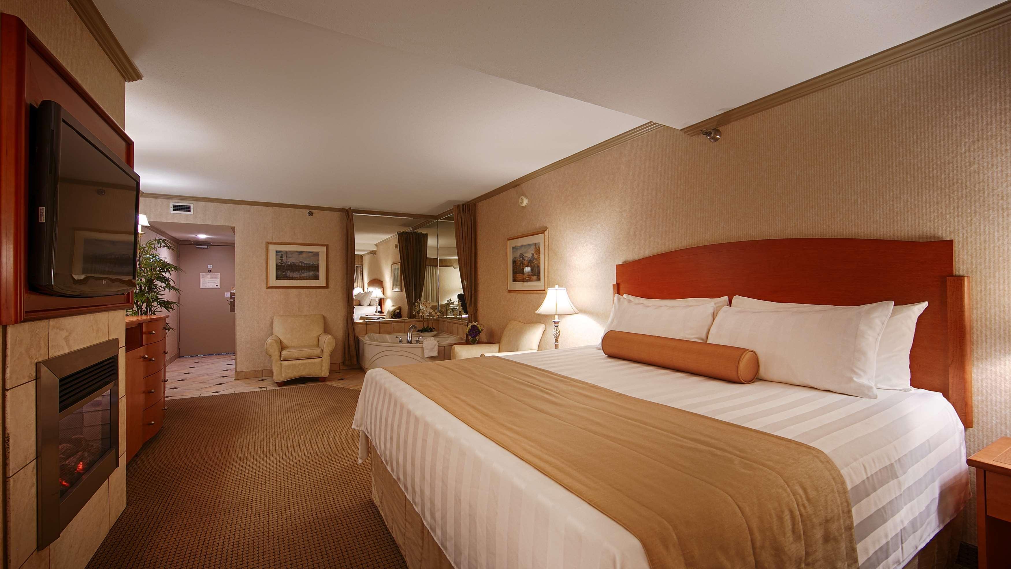 Best Western Plus Port O'Call Hotel Калґарі Екстер'єр фото