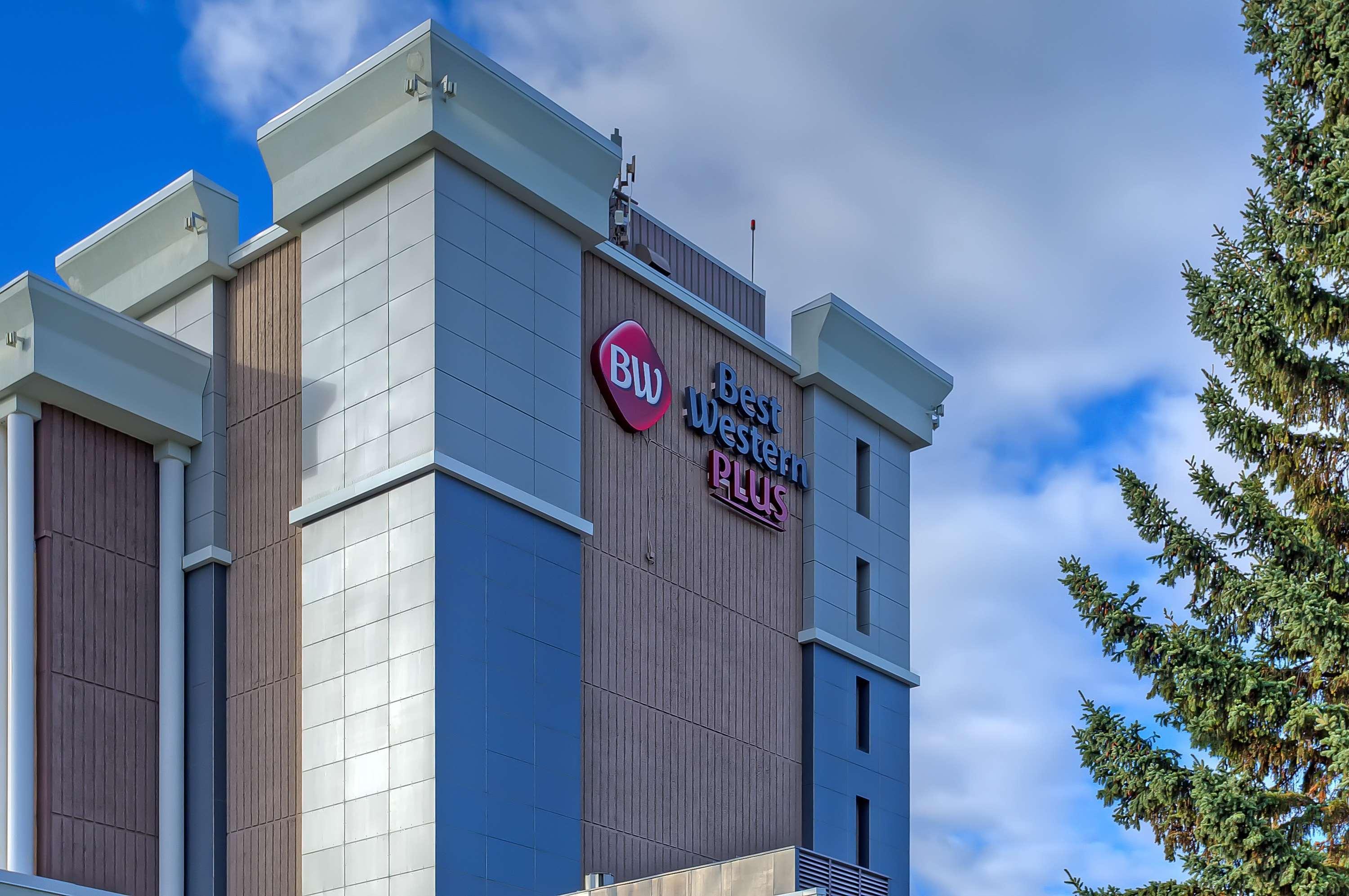 Best Western Plus Port O'Call Hotel Калґарі Екстер'єр фото