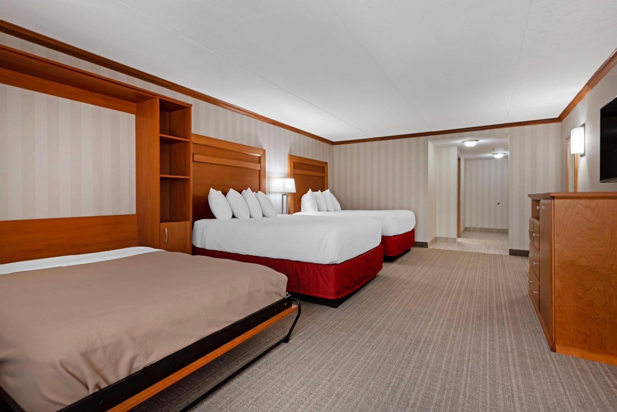 Best Western Plus Port O'Call Hotel Калґарі Екстер'єр фото