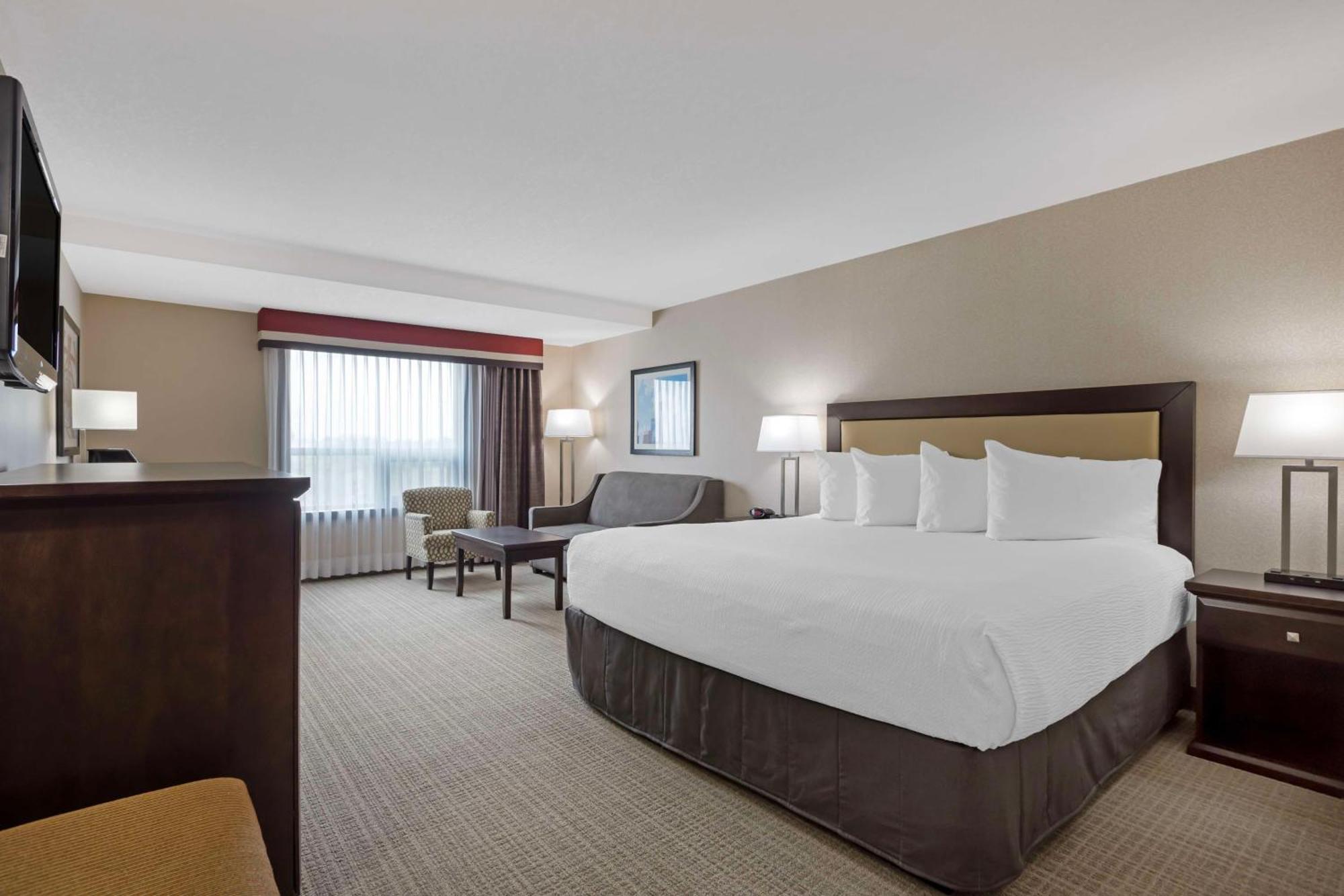Best Western Plus Port O'Call Hotel Калґарі Екстер'єр фото